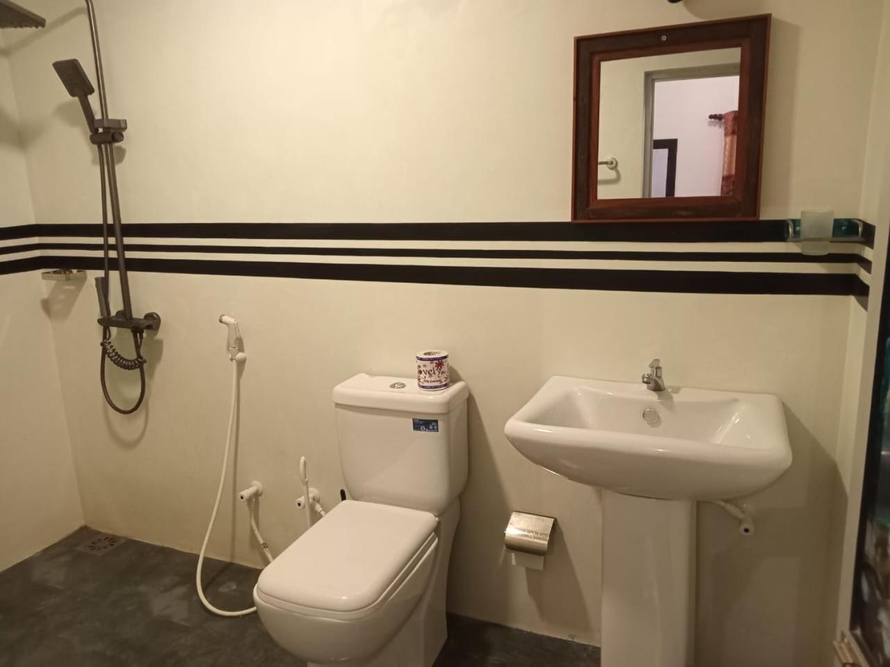 Little Villa Guest House Ahangama Δωμάτιο φωτογραφία